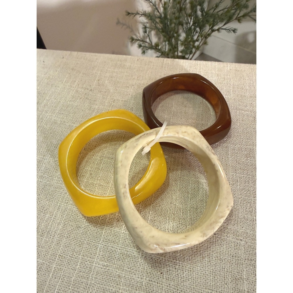 resin bangle set vintage mcm mod neutral colorway chunky statement bracelet nwot